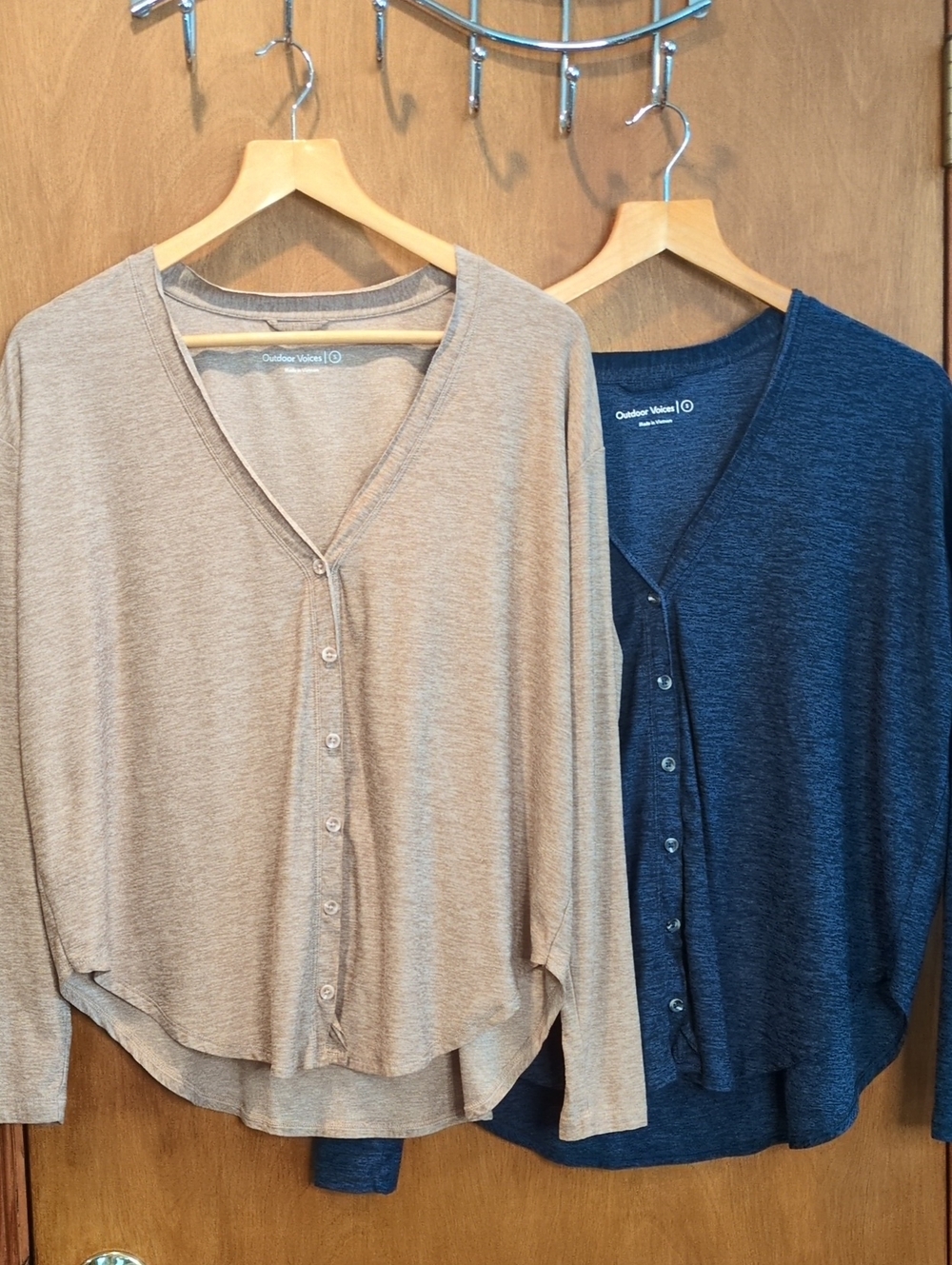 Bundle Outdoor Voices Button-Front Tops In Navy & Beige Size S